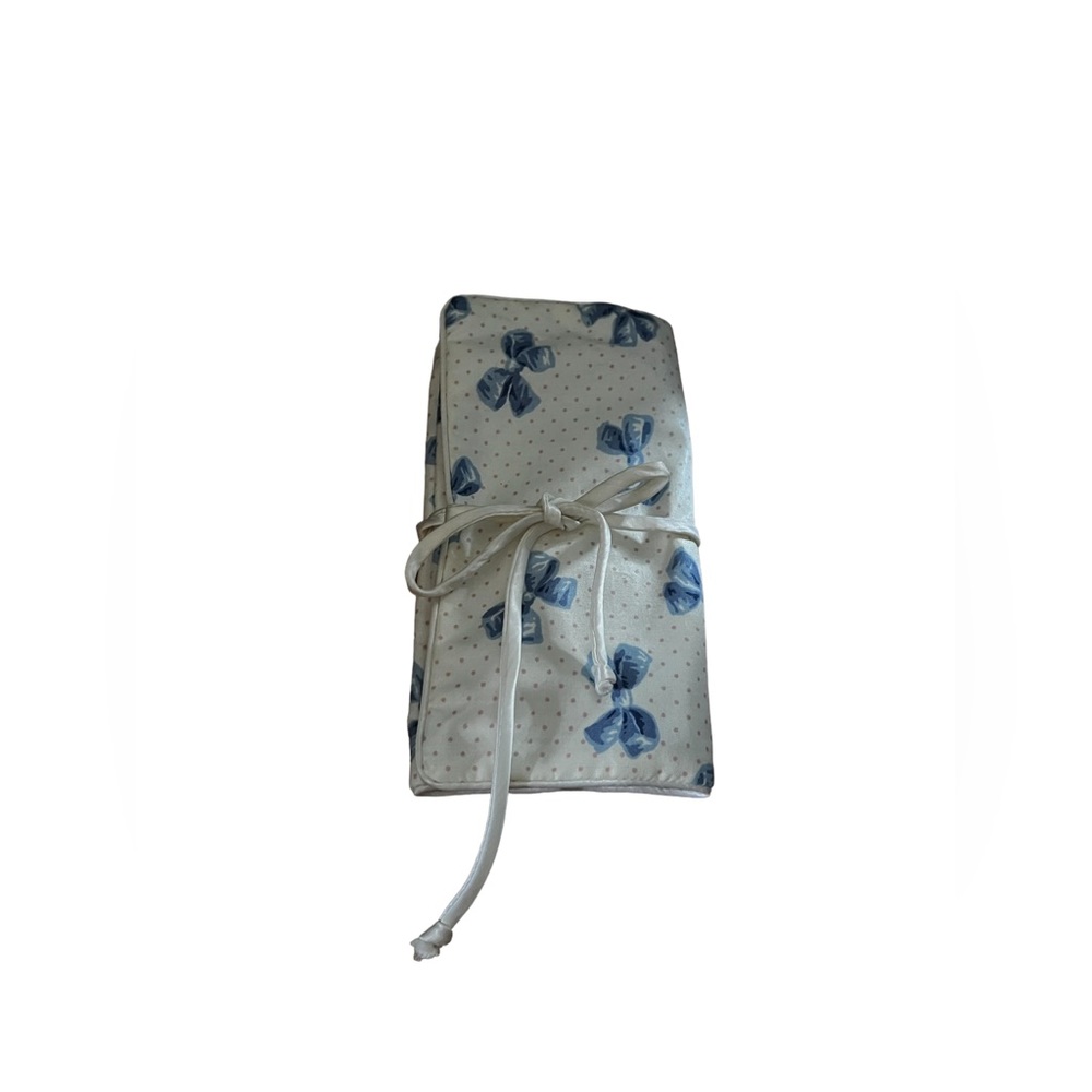 Galante Butterfly Makeup/Accessory Travel  Bag Unused White & Blue OS